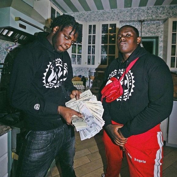 Meet your Posher, Cameron - Picture 1 of 1